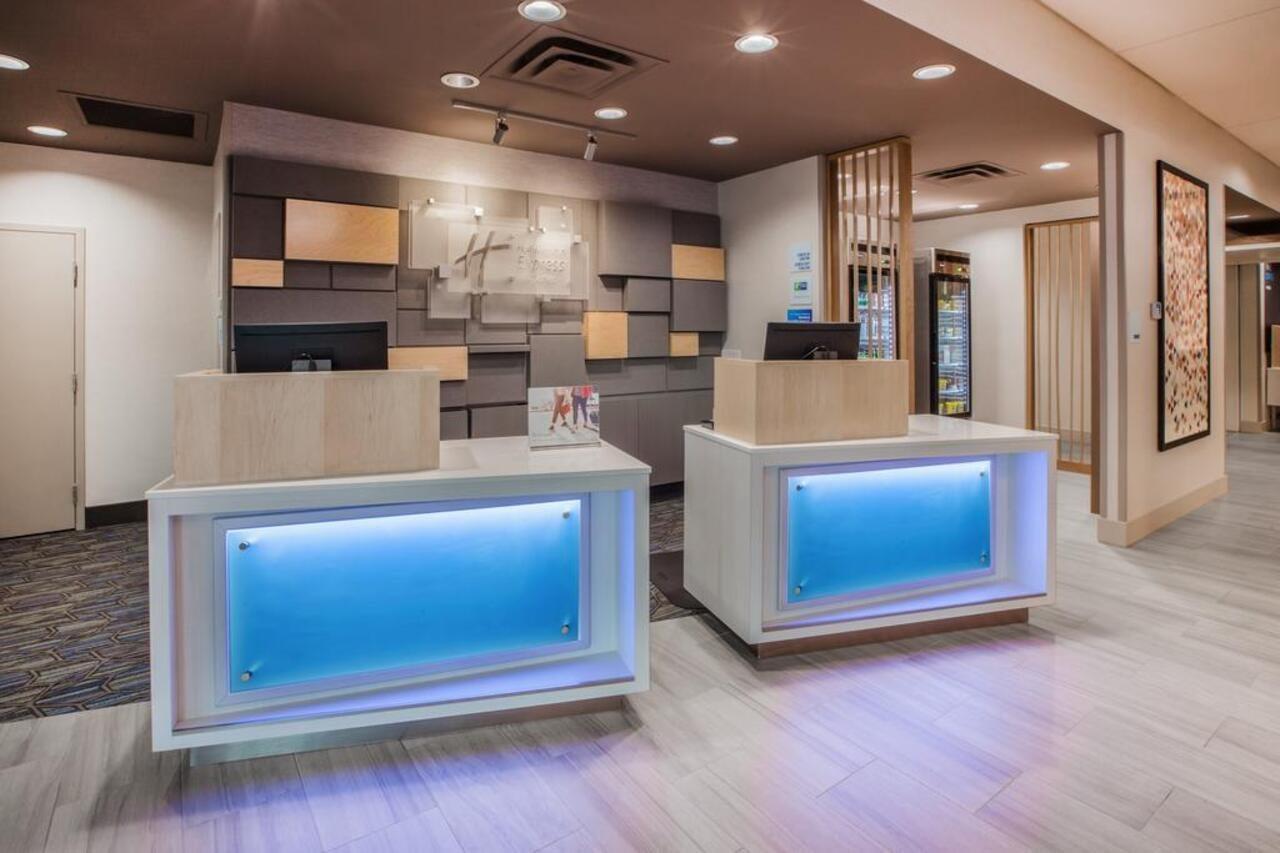 Holiday Inn Express & Suites Purcell By Ihg Exteriér fotografie
